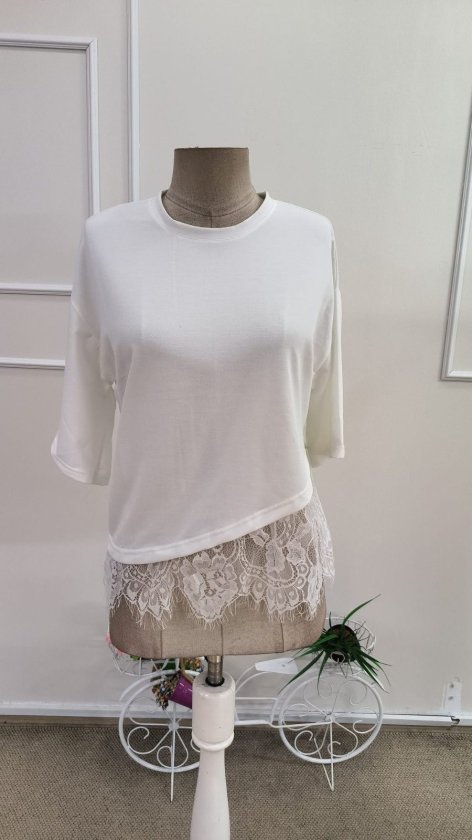 Tricou White Romance